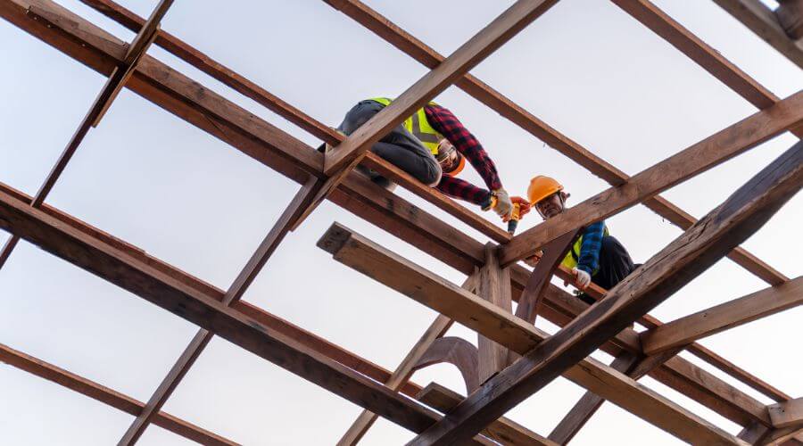 Expert top industrial roofings services in Lostant, IL